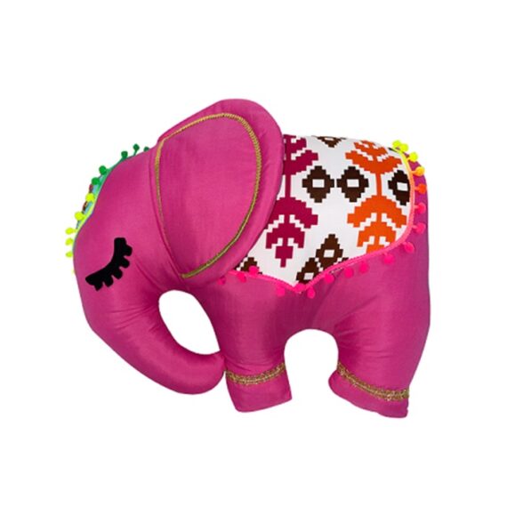 Almohadón decorativo elefante rosa marymar 14